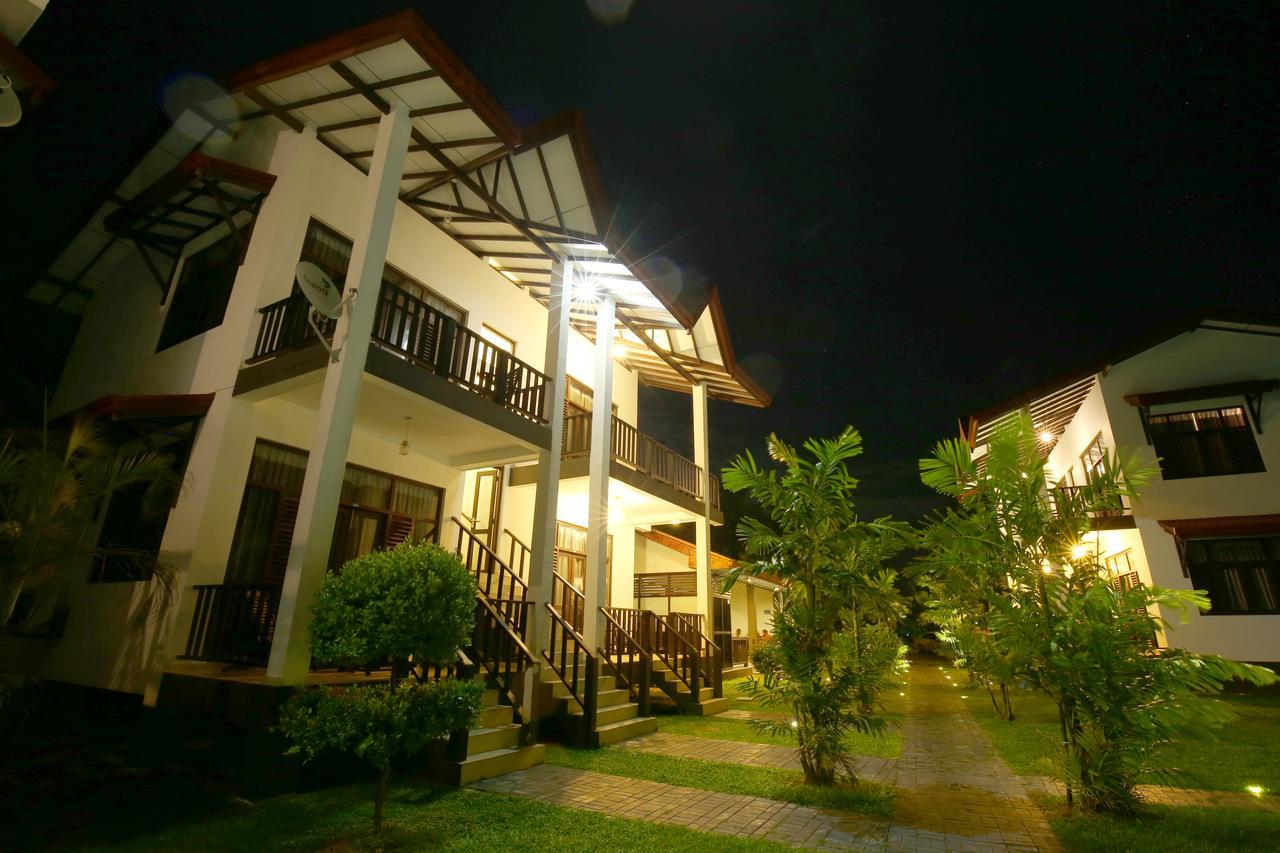 Kaminrich Cottage Matara Kültér fotó